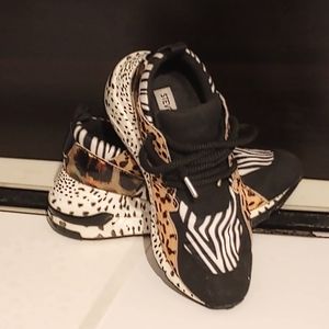 Steve Madden Cliff Sneaker